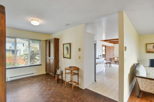 mar_4858 at 4938 Laurel Avenue, Sechelt District, Sunshine Coast