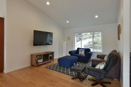 6274-fairway-avenue-sechelt-district-sunshine-coast-06 at 6274 Fairway Avenue, Sechelt District, Sunshine Coast