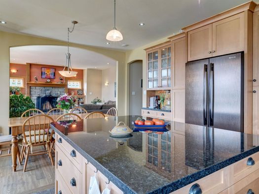 6373-n-gale-avenue-sechelt-district-sunshine-coast-05 at 6373 N Gale Avenue, Sechelt District, Sunshine Coast