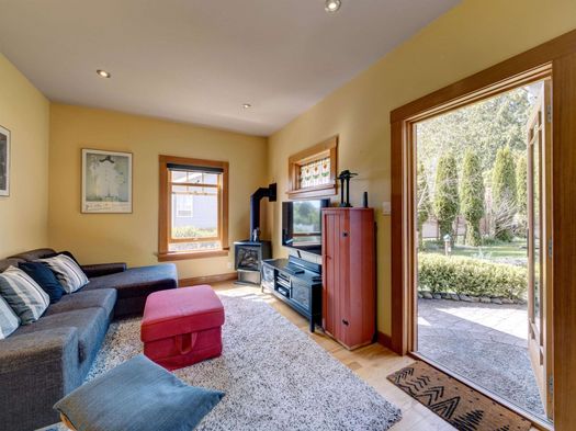 6373-n-gale-avenue-sechelt-district-sunshine-coast-11 at 6373 N Gale Avenue, Sechelt District, Sunshine Coast