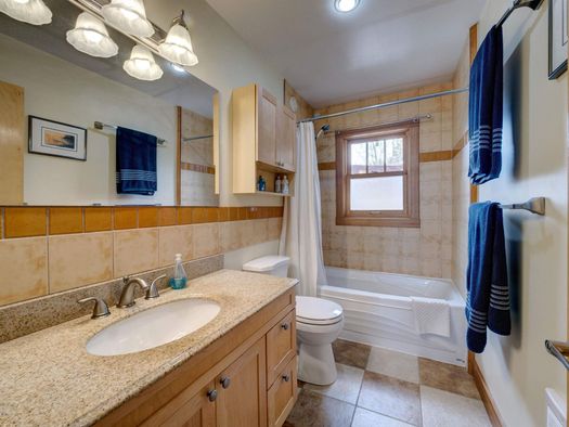 6373-n-gale-avenue-sechelt-district-sunshine-coast-30 at 6373 N Gale Avenue, Sechelt District, Sunshine Coast