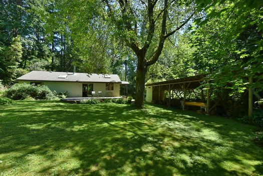 mar_6500 at 1533 Park Avenue, Roberts Creek, Sunshine Coast