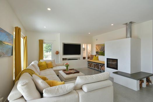 1122-firburn-road-roberts-creek-sunshine-coast-06 at 1122 Firburn Road, Roberts Creek, Sunshine Coast