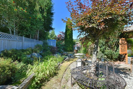 5875-turnstone-crescent-sechelt-district-sunshine-coast-17 at 5875 Turnstone Crescent, Sechelt District, Sunshine Coast