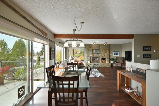 4926-laurel-avenue-sechelt-district-sunshine-coast-15 at 4926 Laurel Avenue, Sechelt District, Sunshine Coast