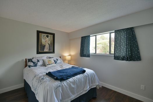 4926-laurel-avenue-sechelt-district-sunshine-coast-20 at 4926 Laurel Avenue, Sechelt District, Sunshine Coast