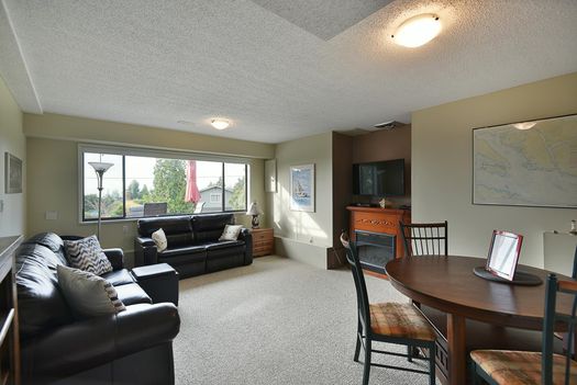 4926-laurel-avenue-sechelt-district-sunshine-coast-23 at 4926 Laurel Avenue, Sechelt District, Sunshine Coast