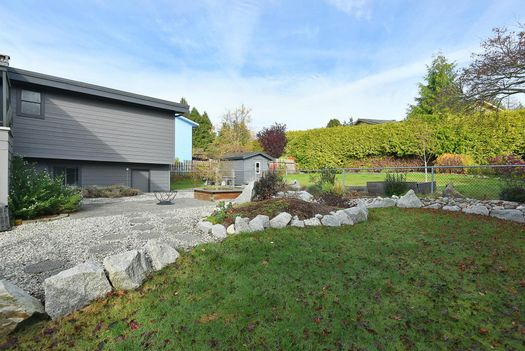 4926-laurel-avenue-sechelt-district-sunshine-coast-30 at 4926 Laurel Avenue, Sechelt District, Sunshine Coast