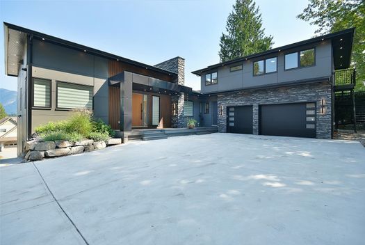 6555-n-gale-avenue-sechelt-district-sunshine-coast-01 at 6555 N Gale Avenue, Sechelt District, Sunshine Coast