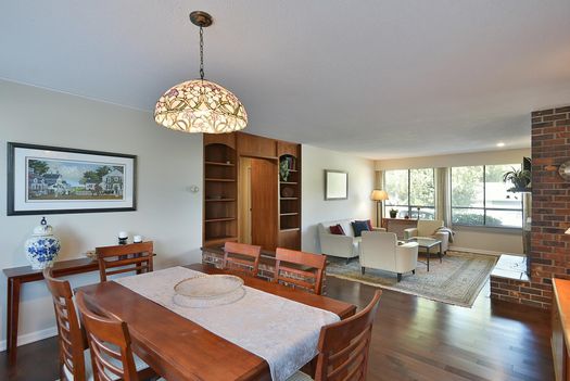 5619-trail-avenue-sechelt-district-sunshine-coast-04 at 5619 Trail Avenue, Sechelt District, Sunshine Coast