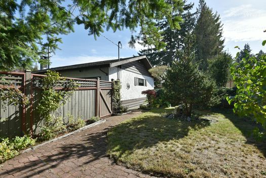 5619-trail-avenue-sechelt-district-sunshine-coast-15 at 5619 Trail Avenue, Sechelt District, Sunshine Coast
