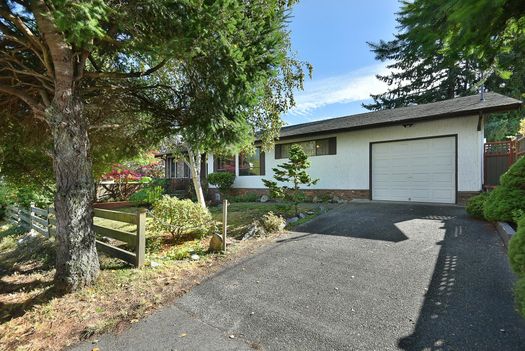 5619-trail-avenue-sechelt-district-sunshine-coast-18 at 5619 Trail Avenue, Sechelt District, Sunshine Coast