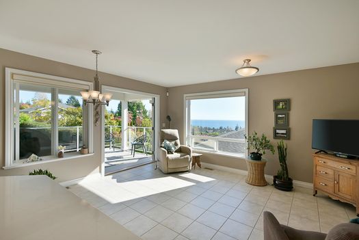 6252-baillie-road-sechelt-district-sunshine-coast-09 at 6252 Baillie Road, Sechelt District, Sunshine Coast