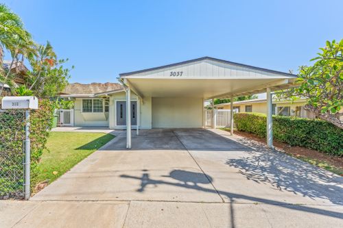 30 at 3037 Hinano Street, Honolulu