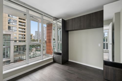 15-web-or-mls-902-1351-continental-st_015 at 902 - 1351 Continental Street, Downtown VW, Vancouver West
