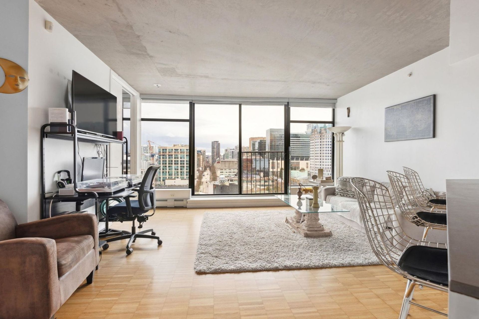 2107 - 128 W Cordova Street, Downtown VW, Vancouver West by Andrew Wan Real Estate Advisor 2107 - 128 W Cordova Street, Downtown VW, Vancouver West