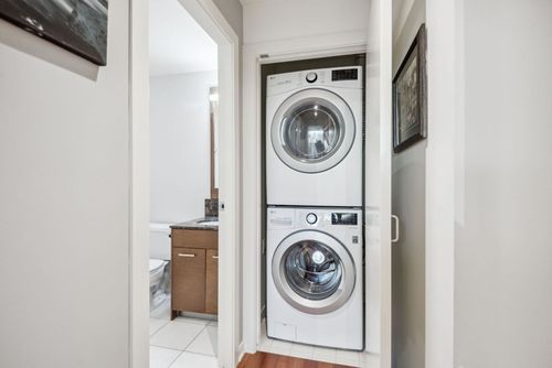 1005-beach-avenue-west-end-vw-vancouver-west-18 at 605 - 1005 Beach Avenue, West End VW, Vancouver West