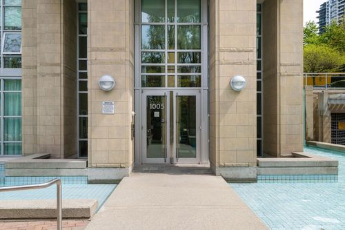 1005-beach-avenue-west-end-vw-vancouver-west-36 at 605 - 1005 Beach Avenue, West End VW, Vancouver West