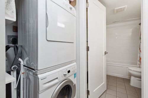 2255-w-4th-avenue-kitsilano-vancouver-west-15 at 319 - 2255 W 4th Avenue, Kitsilano, Vancouver West