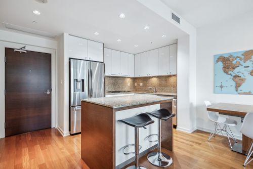 1005-beach-avenue-west-end-vw-vancouver-west-02 at 605 - 1005 Beach Avenue, West End VW, Vancouver West