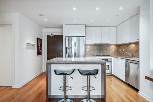 1005-beach-avenue-west-end-vw-vancouver-west-03 at 605 - 1005 Beach Avenue, West End VW, Vancouver West