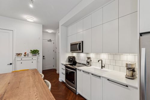 14968-101a-avenue-guildford-north-surrey-09 at 104 - 14968 101a Avenue, Guildford, North Surrey 14968-101a-avenue-guildford-north-surrey-09 at 104 - 14968 101a Avenue, Guildford, North Surrey