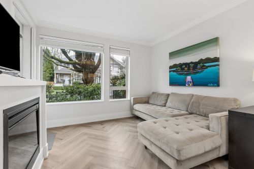 159-w-22nd-street-central-lonsdale-north-vancouver-02 at 107 - 159 W 22nd Street, Central Lonsdale, North Vancouver