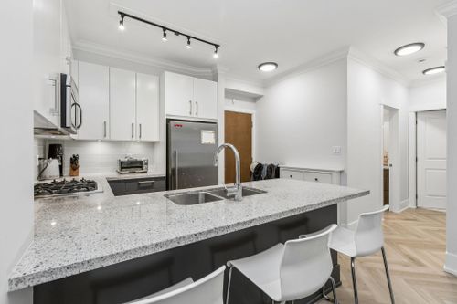 159-w-22nd-street-central-lonsdale-north-vancouver-13 at 107 - 159 W 22nd Street, Central Lonsdale, North Vancouver