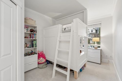 159-w-22nd-street-central-lonsdale-north-vancouver-17 at 107 - 159 W 22nd Street, Central Lonsdale, North Vancouver