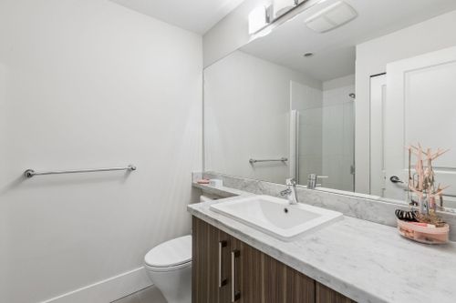 159-w-22nd-street-central-lonsdale-north-vancouver-21 at 107 - 159 W 22nd Street, Central Lonsdale, North Vancouver