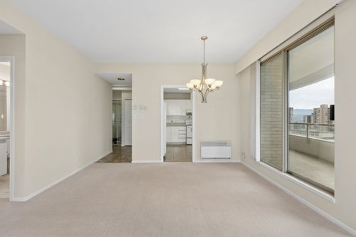 4830-bennett-street-metrotown-burnaby-south-07 at 802 - 4830 Bennett Street, Metrotown, Burnaby South