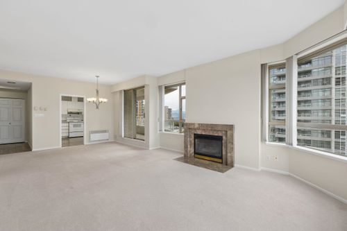 4830-bennett-street-metrotown-burnaby-south-11 at 802 - 4830 Bennett Street, Metrotown, Burnaby South