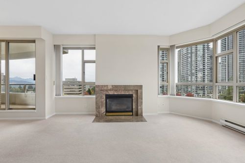 4830-bennett-street-metrotown-burnaby-south-12 at 802 - 4830 Bennett Street, Metrotown, Burnaby South