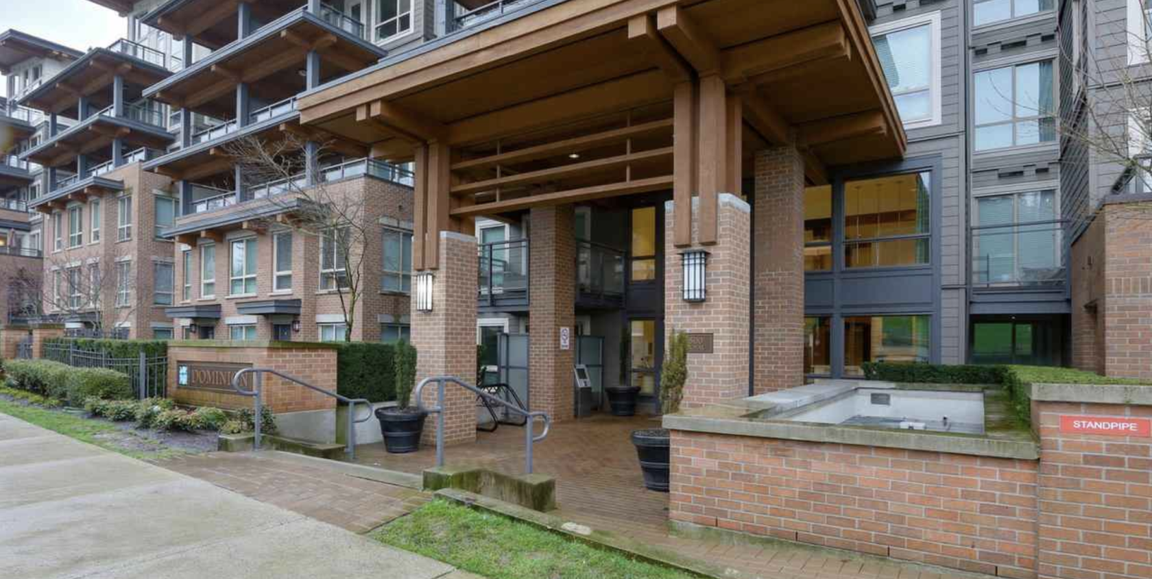 312 - 500 Royal Avenue, Downtown NW, New Westminster photo number 1