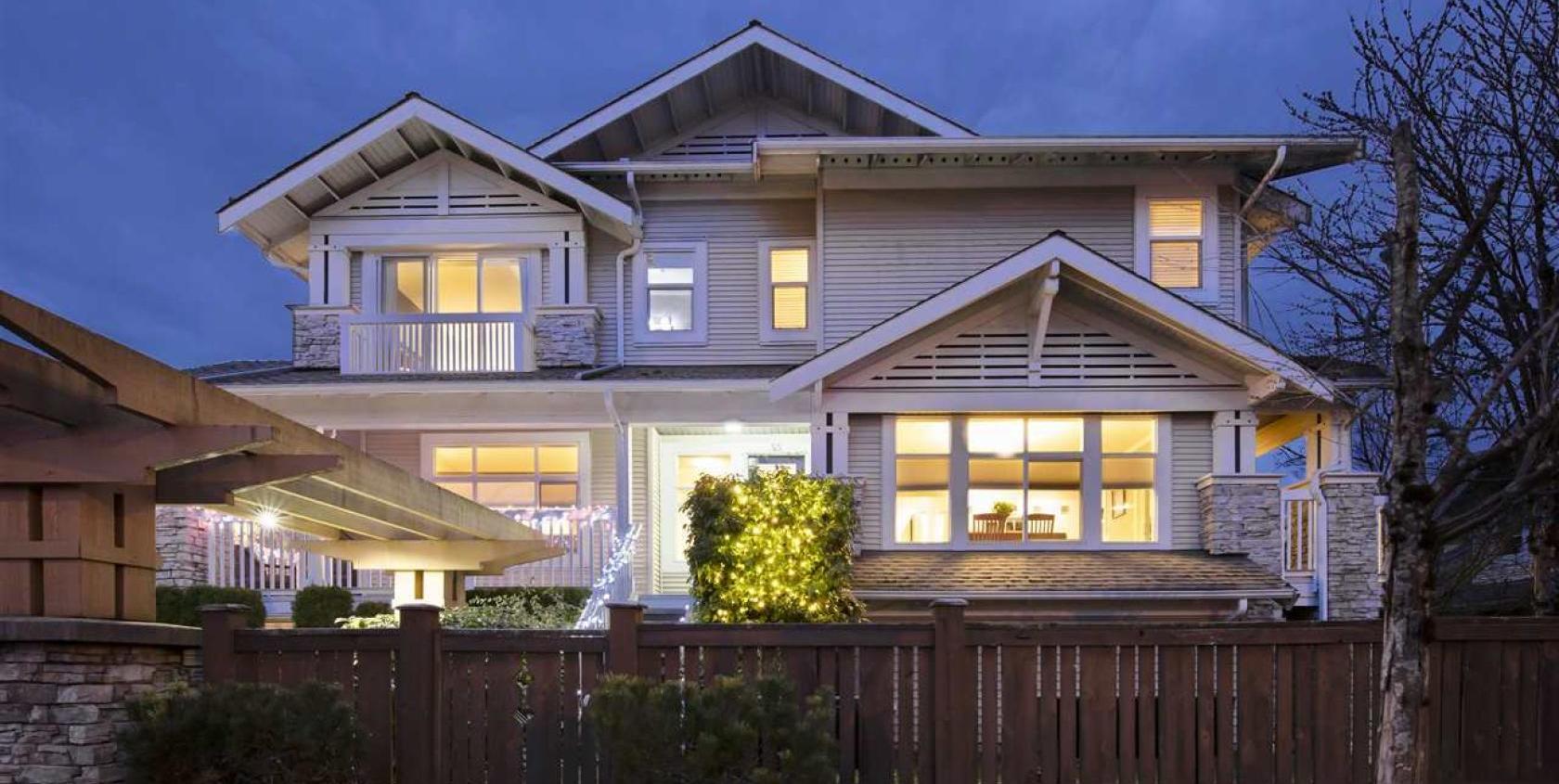 55 - 7179 201 Street photo number 1