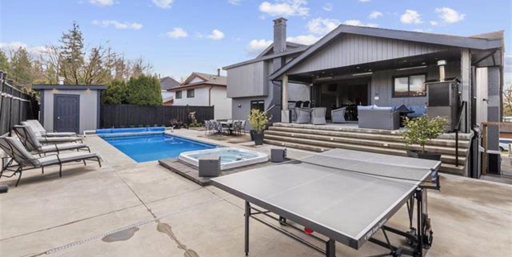 7825 Woodhurst Drive, Forest Hills BN, Burnaby North photo number 1