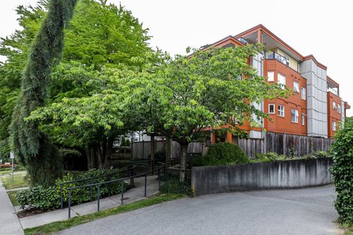 monticello at 152 E 12th Street, Central Lonsdale, North Vancouver