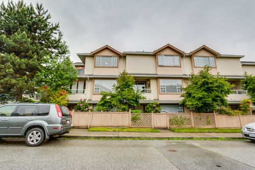 905735 at 900 Tobruck Avenue, Mosquito Creek, North Vancouver