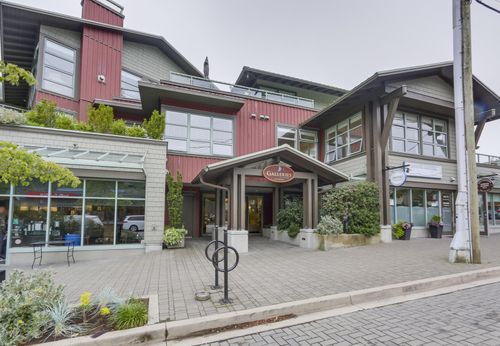 2600865 at 6388 Bay Street, Horseshoe Bay WV, West Vancouver