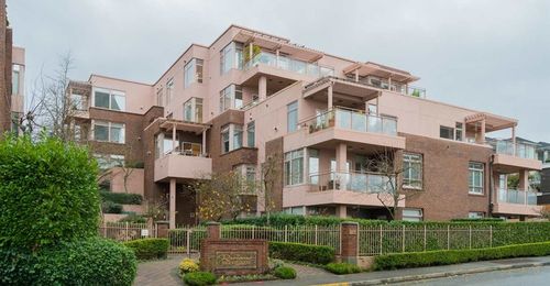 35e817313a1e6d03d90819b4278ec522 at 2271 Bellevue Avenue, Dundarave, West Vancouver