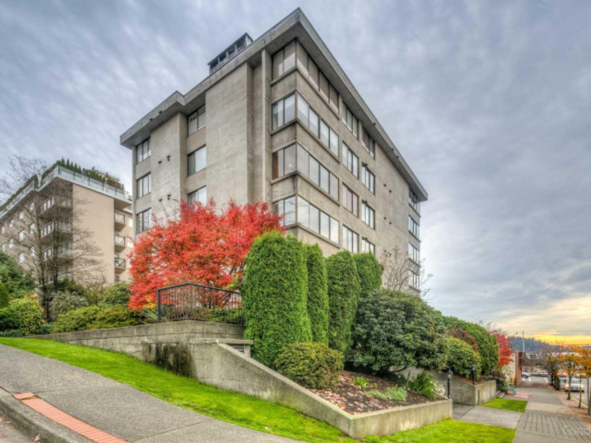 Tiffany Court - tiffany-court-460-14th-st-normal-1 Tiffany Court - tiffany-court-460-14th-st-normal-1