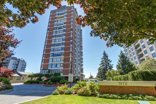 2616694 at 1972 Bellevue Avenue, Ambleside, West Vancouver