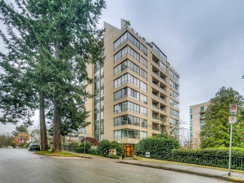 hemingway-place-1412-esquimalt-ave-normal-1 at 1412 Esquimalt Avenue, Ambleside, West Vancouver