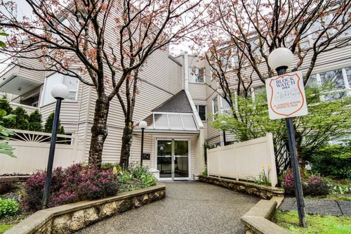 862787 at 1155 Ross Road, Lynn Valley, North Vancouver