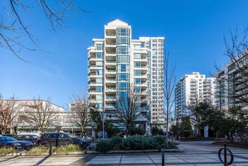 r2593513-1 at 140 E 14th Street, Central Lonsdale, North Vancouver