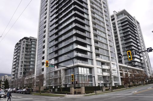 vista-place-405-1320-chesterfield-avenue-north-vancouver-1_0 at 1320 Chesterfield Avenue, Central Lonsdale, North Vancouver