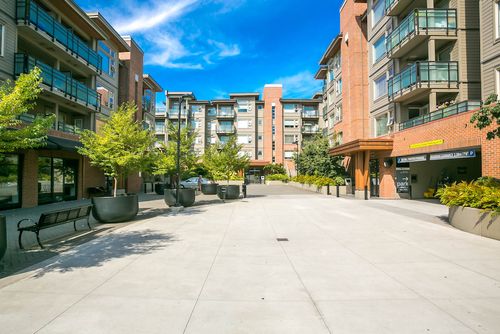 4300 at 1677 Lloyd Avenue, Pemberton NV, North Vancouver