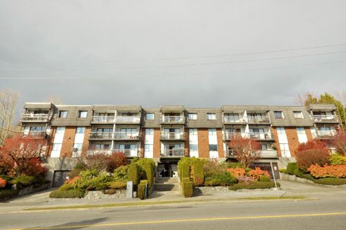 203403 at 340 W 3rd Street, Lower Lonsdale, North Vancouver