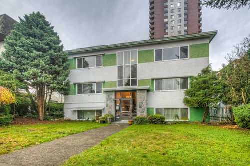 sundale-1420-chesterfield-ave-original-1 at 1420 Chesterfield Avenue, North Vancouver
