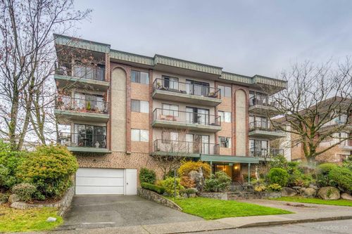 chelsea-manor-120-e-5th-st-original-1 at 120 E 5th Street, Lower Lonsdale, North Vancouver